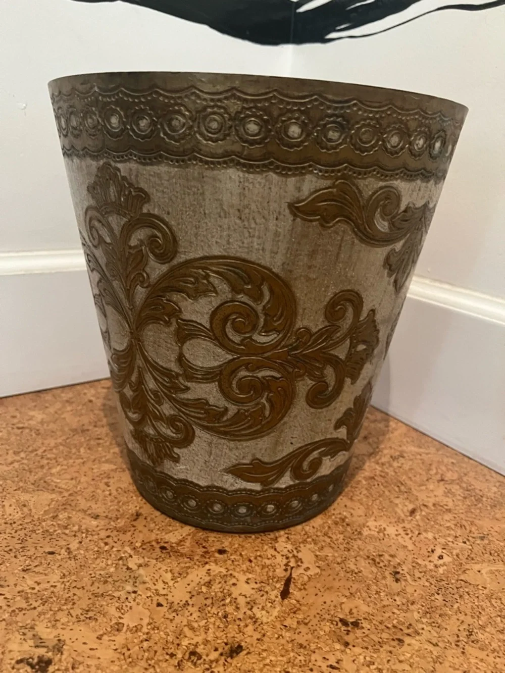 Vintage Florentine Waste Basket gold wastebasket trash can bathroom - Picture 5 of 12